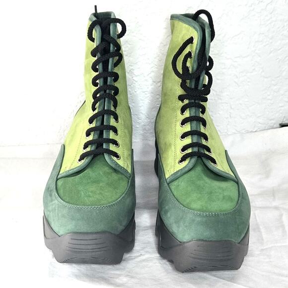 iRi Unisex Arom Nubuck Leather Lace-Up Boot in Green Size 42 NWOB Camel Vegan - Picture 2 of 7